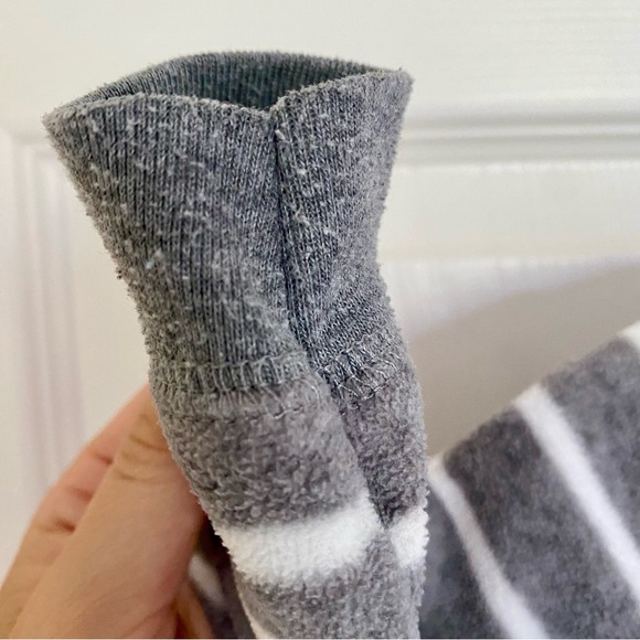 Bundle of Fuzzy Pajamas/Sleepers 6-9M - Picture 8 of 15